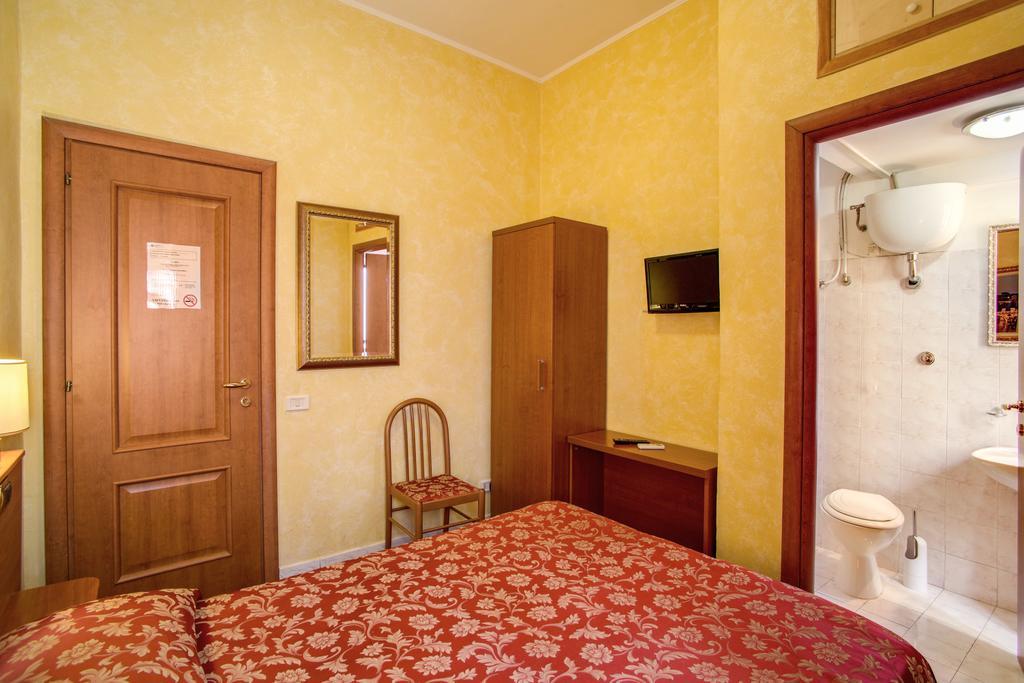 Monti Guest House - Affittacamere Rome Exterior photo